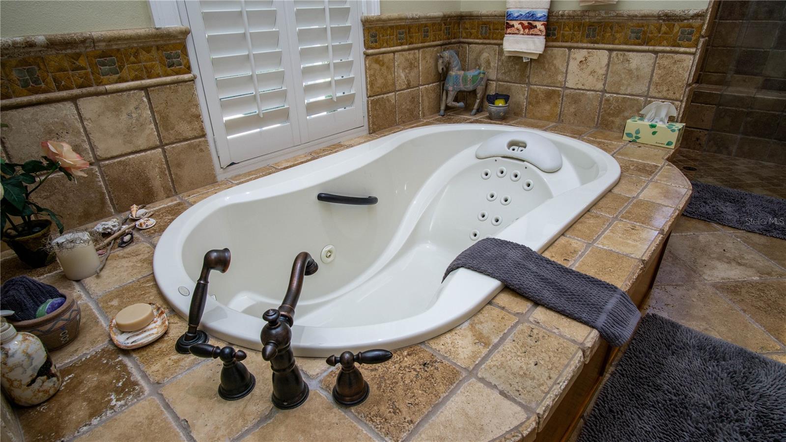 Image 31 of 93 For 1198 104th Street Road