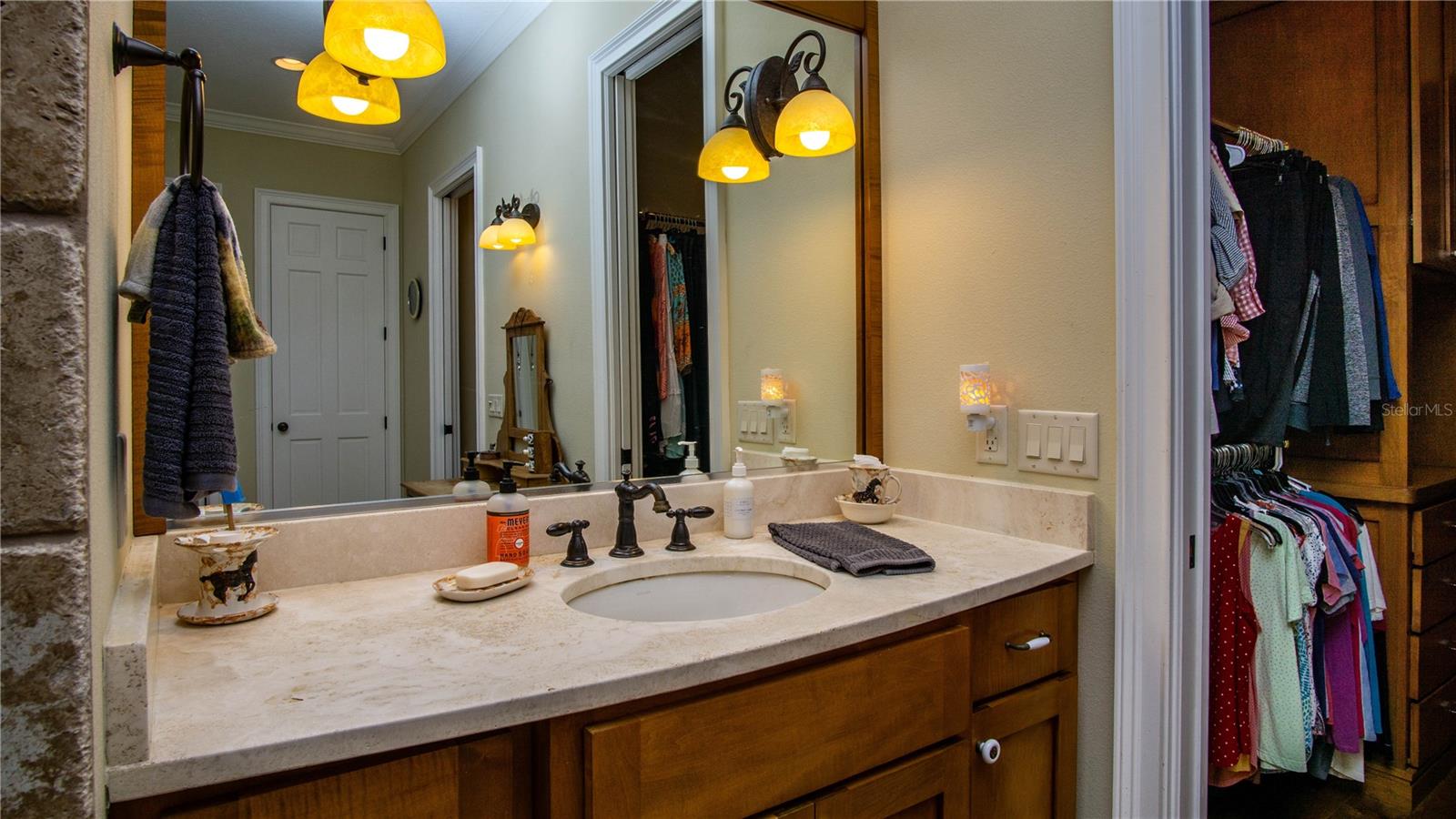 Image 34 of 93 For 1198 104th Street Road