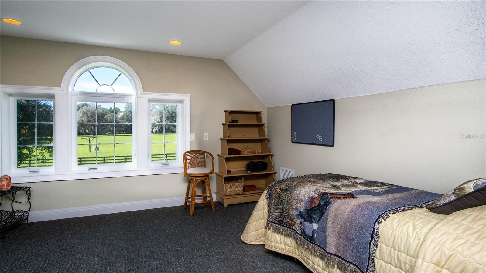 Image 41 of 93 For 1198 104th Street Road