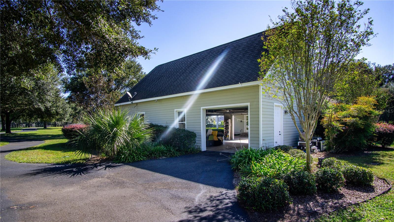 Image 45 of 93 For 1198 104th Street Road