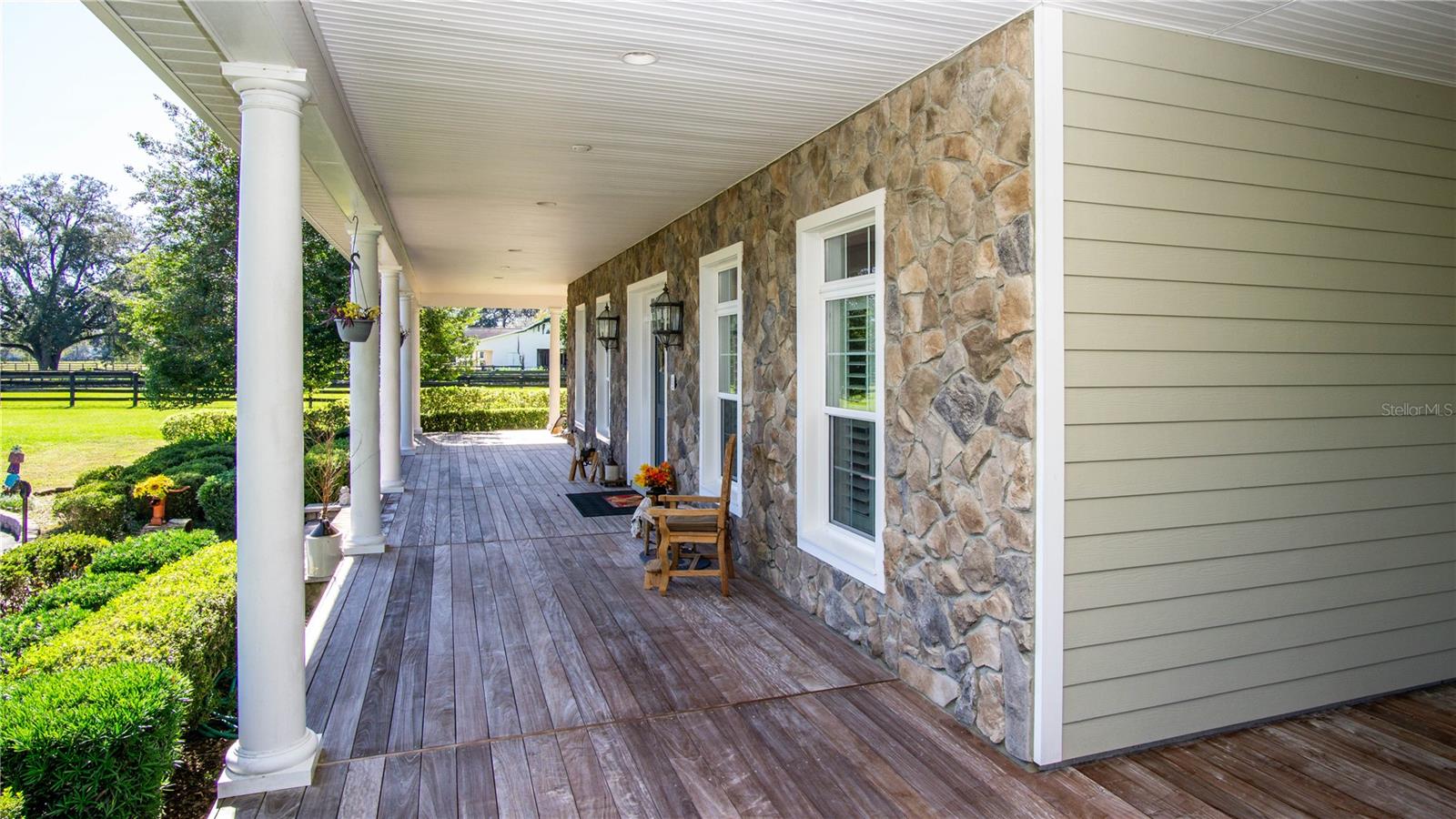 Image 7 of 93 For 1198 104th Street Road