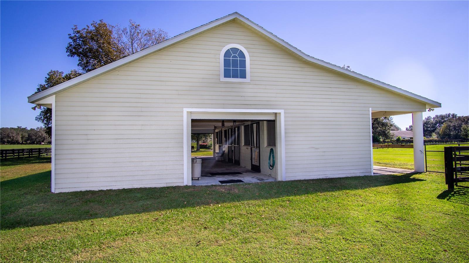 Image 80 of 93 For 1198 104th Street Road