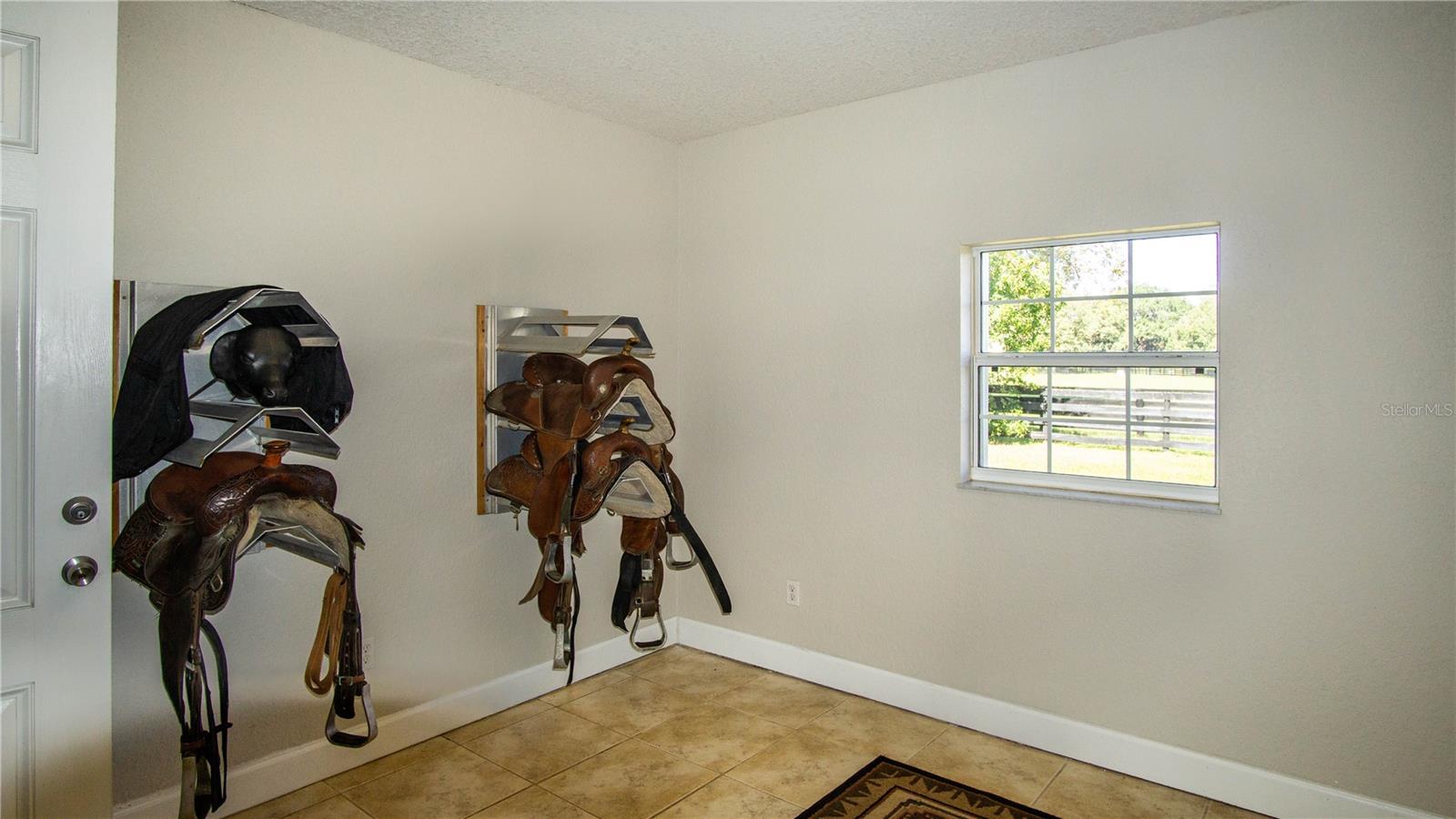 Image 88 of 93 For 1198 104th Street Road