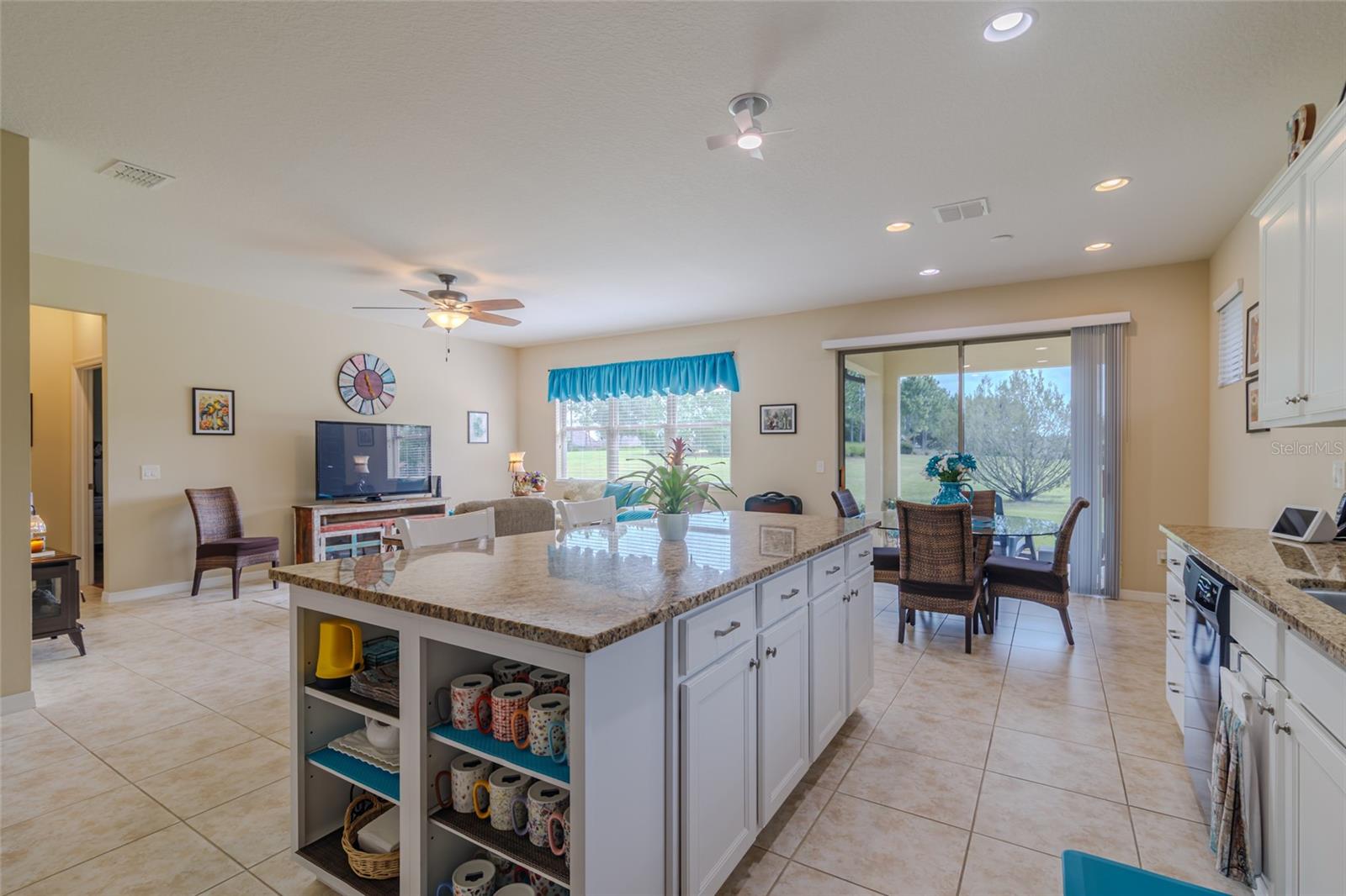 Image 12 of 48 For 10074 77th Loop