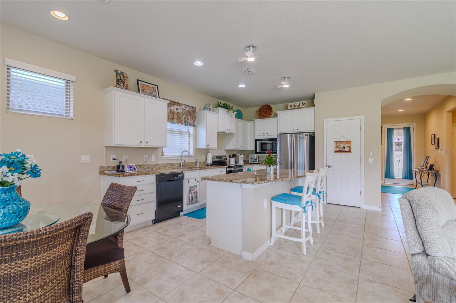 Image 14 of 48 For 10074 77th Loop