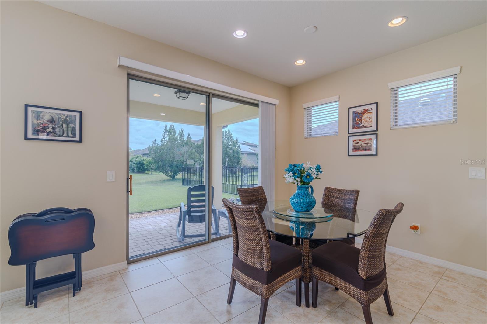 Image 17 of 48 For 10074 77th Loop