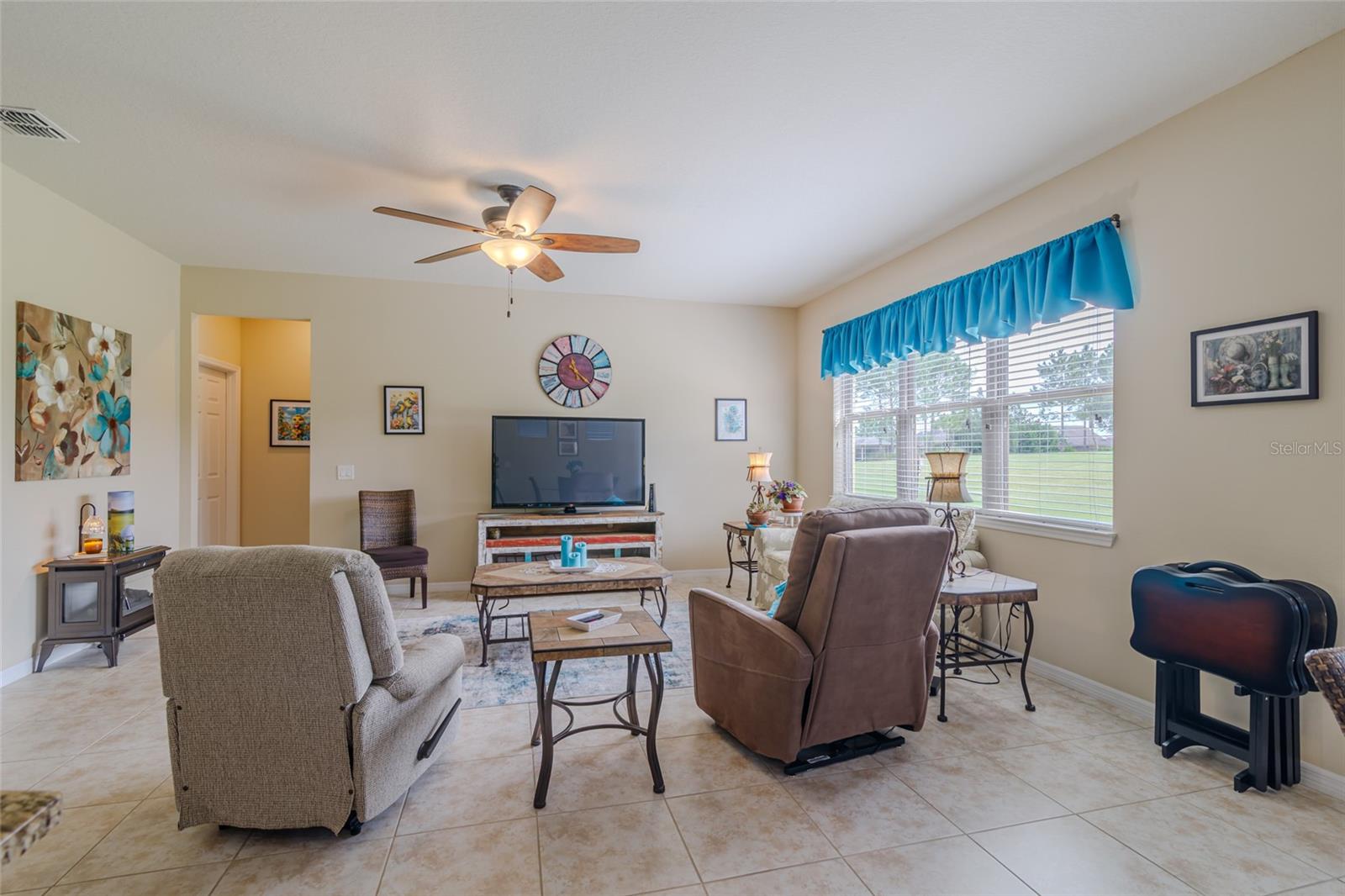 Image 8 of 48 For 10074 77th Loop