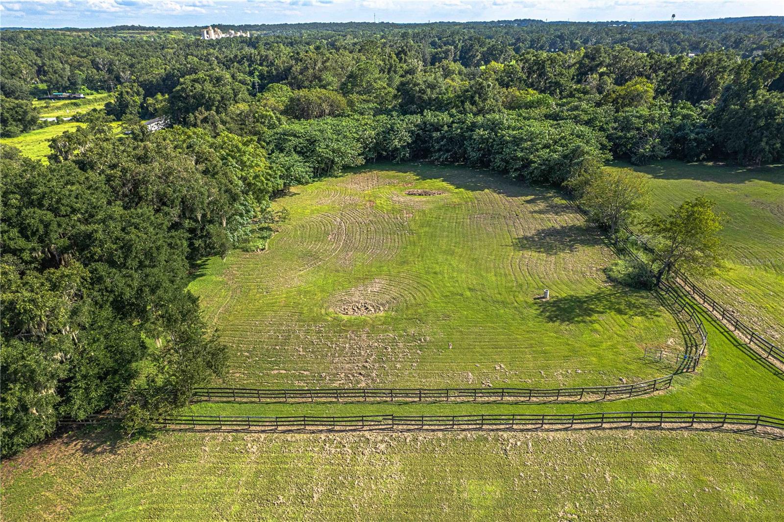 Image 26 of 33 For 12615 Gainesville Road