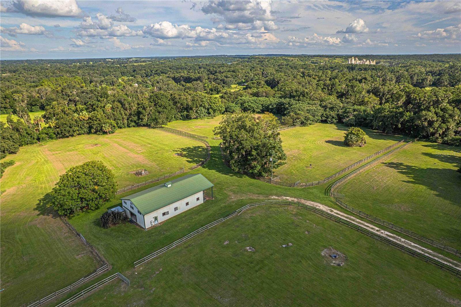 Image 41 of 93 For 12615 Gainesville Road
