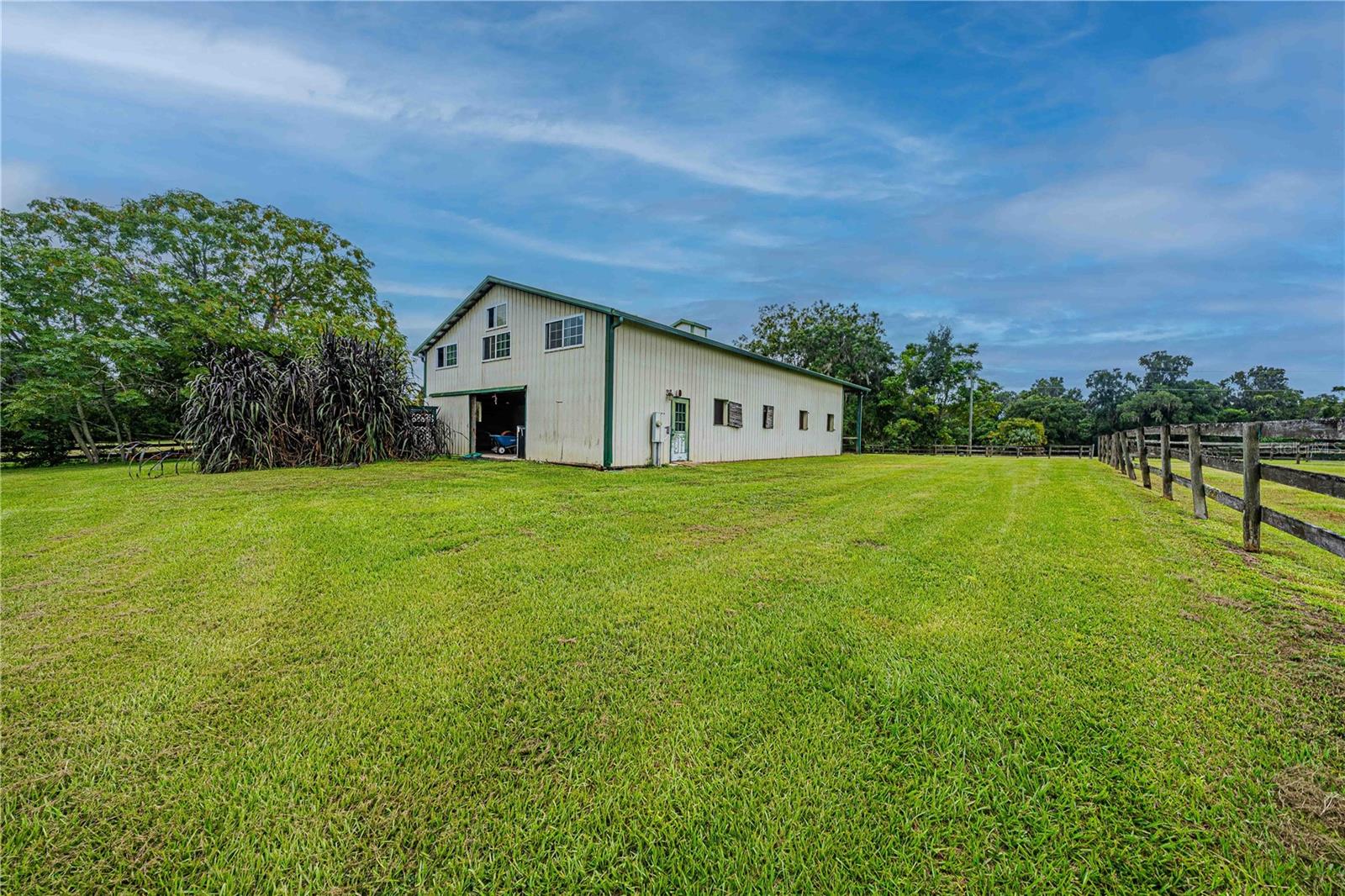 Image 42 of 93 For 12615 Gainesville Road