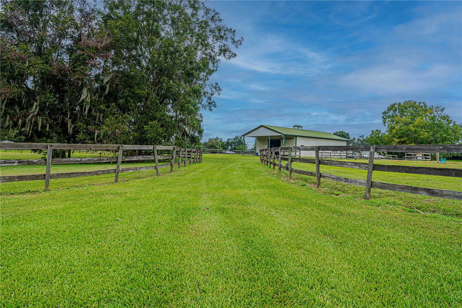 Image 57 of 93 For 12615 Gainesville Road