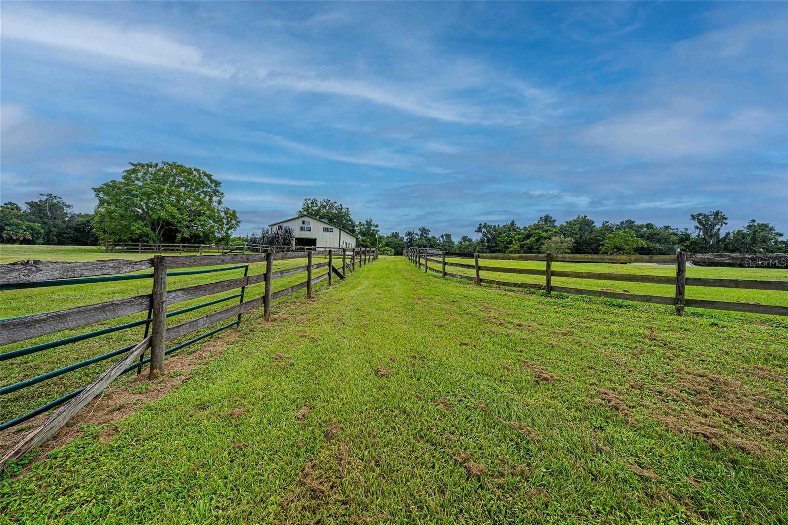 Image 60 of 93 For 12615 Gainesville Road
