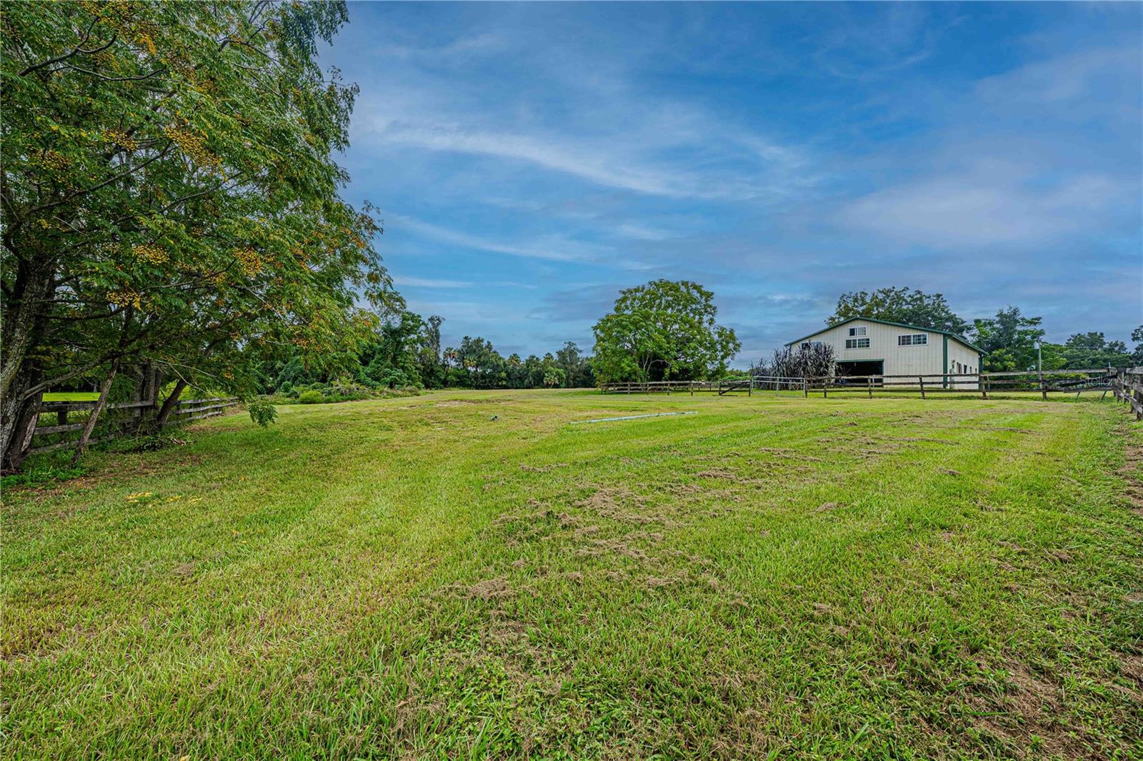 Image 61 of 93 For 12615 Gainesville Road