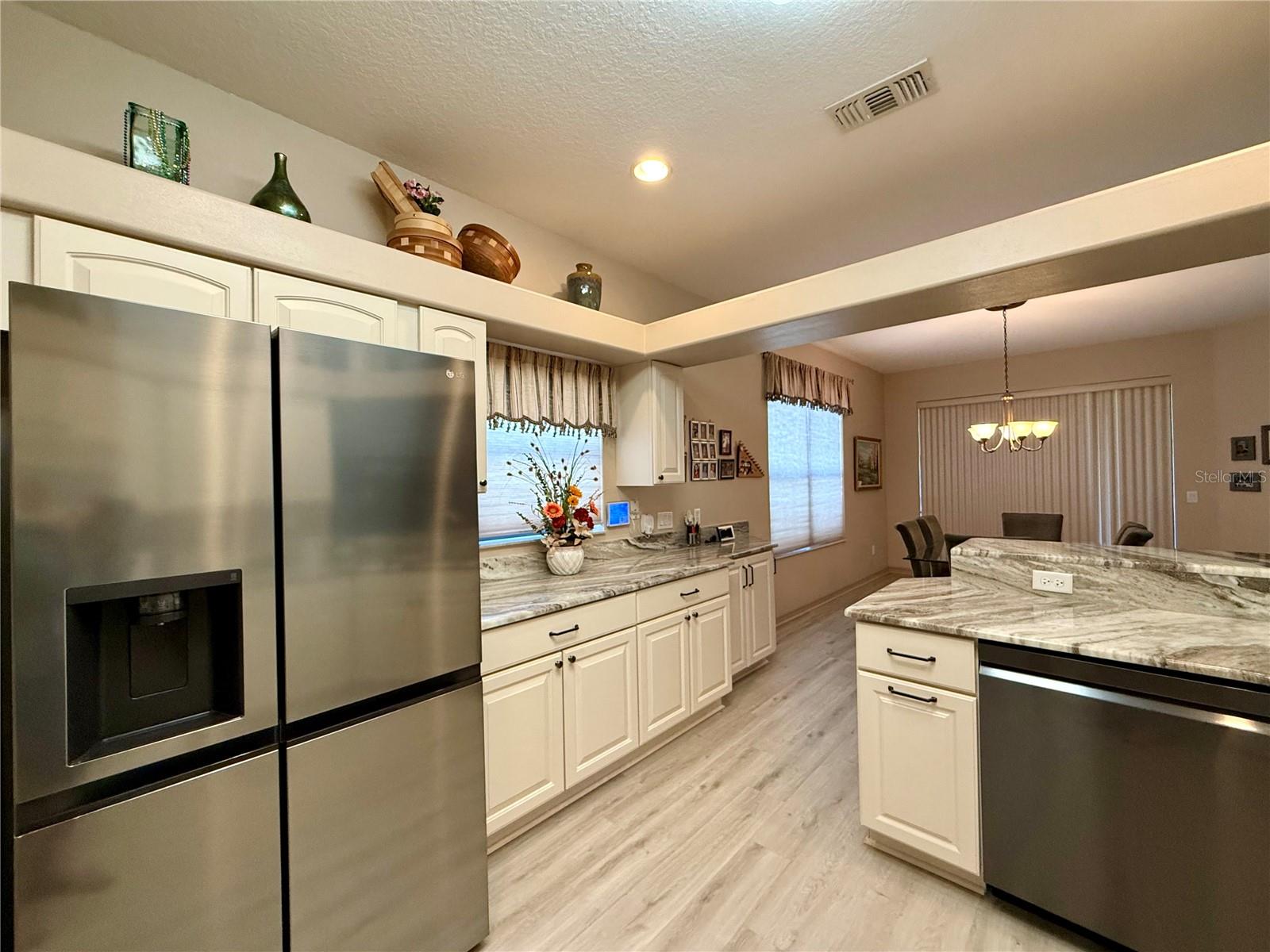 Image 20 of 53 For 15705 16th Terrace