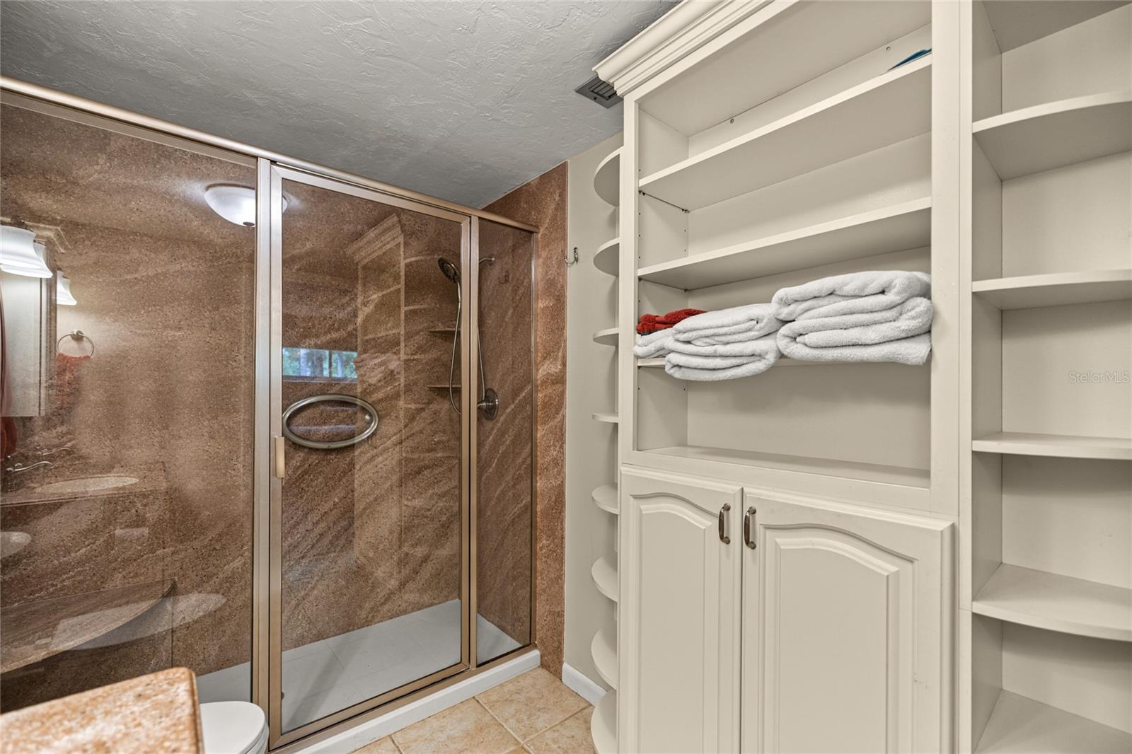 Image 31 of 39 For 8696 88th Court Road A