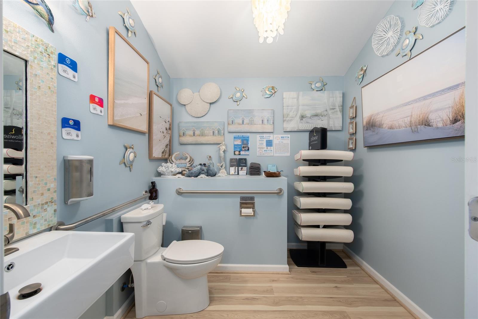 Image 22 of 25 For 1703 8th Road