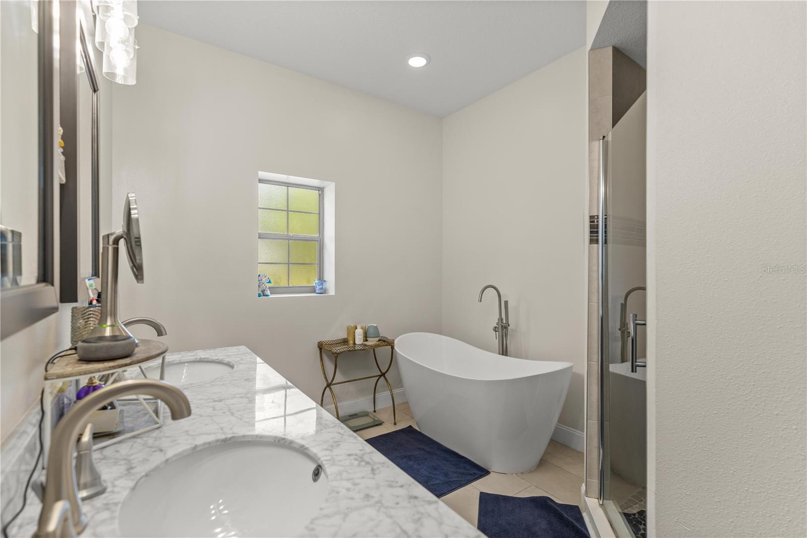 Image 11 of 16 For 4750 216th Avenue