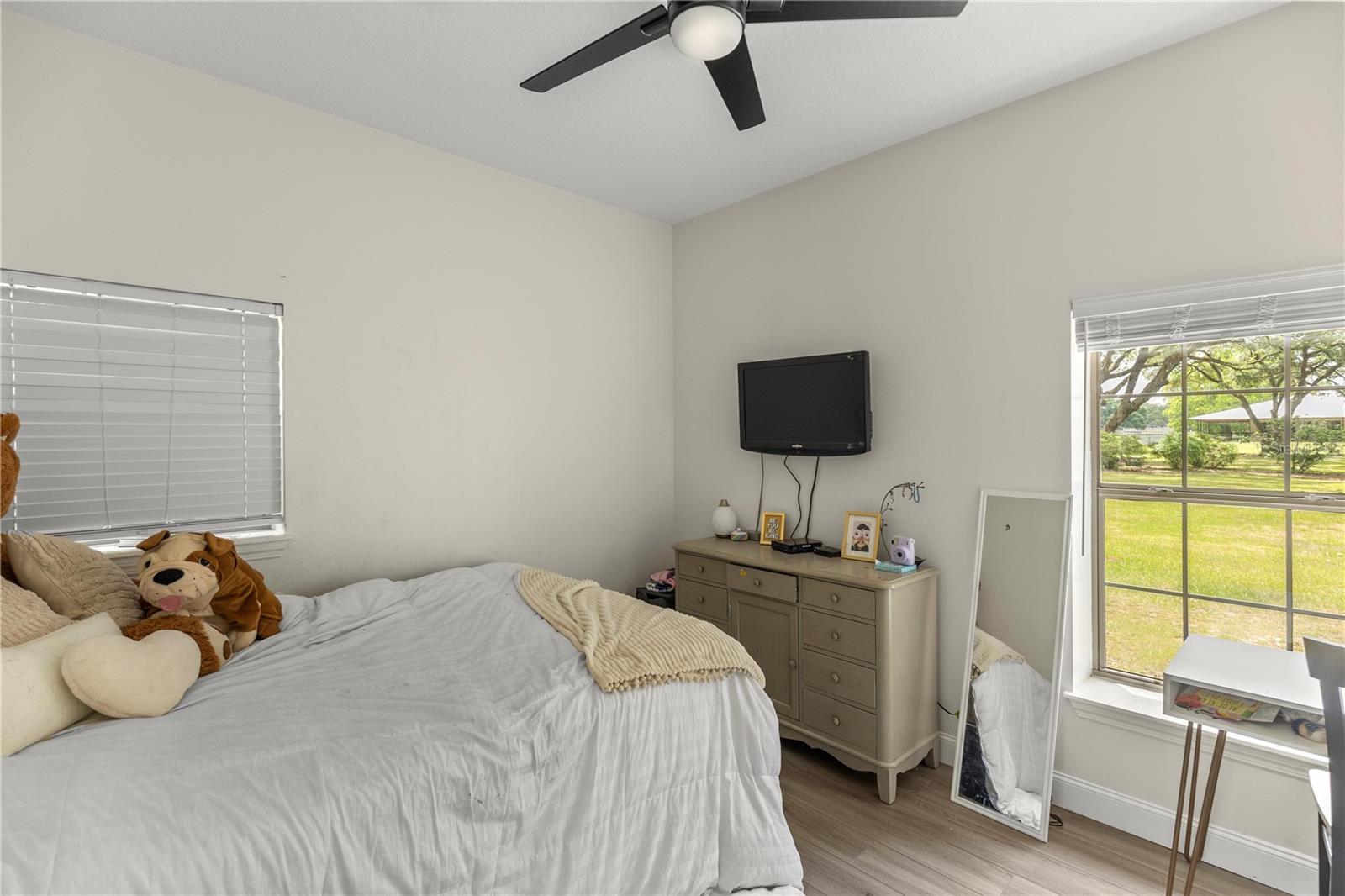 Image 15 of 16 For 4750 216th Avenue