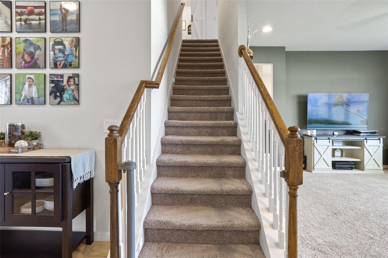Image 13 of 47 For 8723 Hinsdale Heights Drive