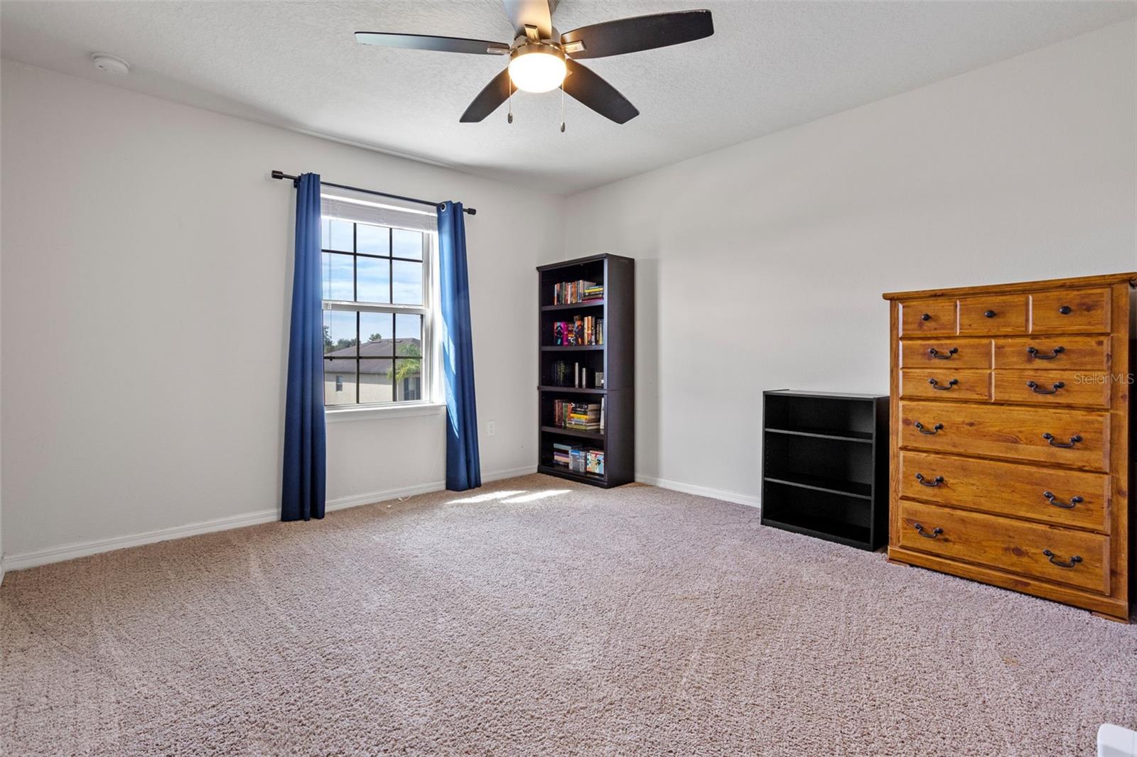 Image 20 of 47 For 8723 Hinsdale Heights Drive