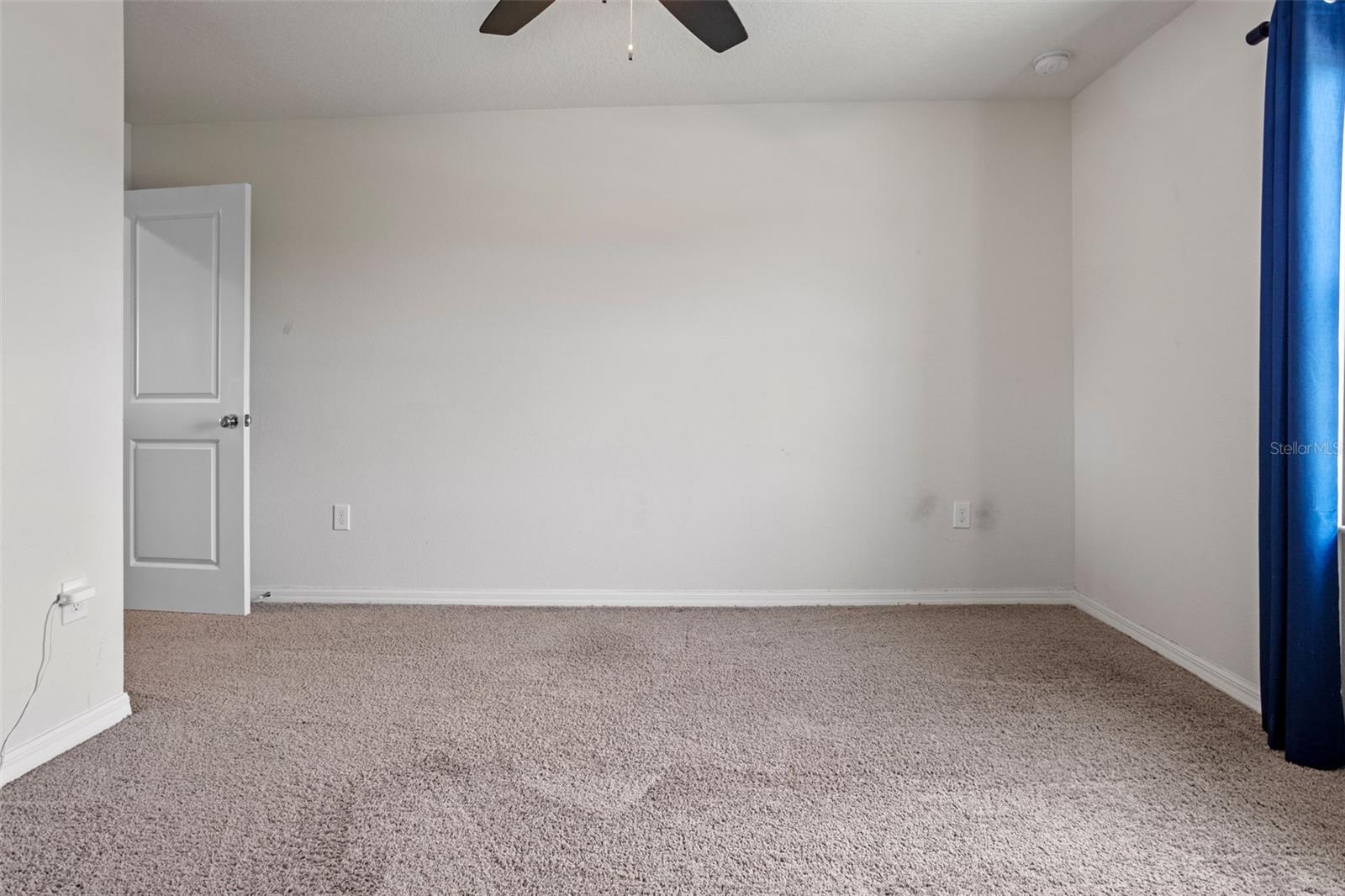 Image 21 of 47 For 8723 Hinsdale Heights Drive