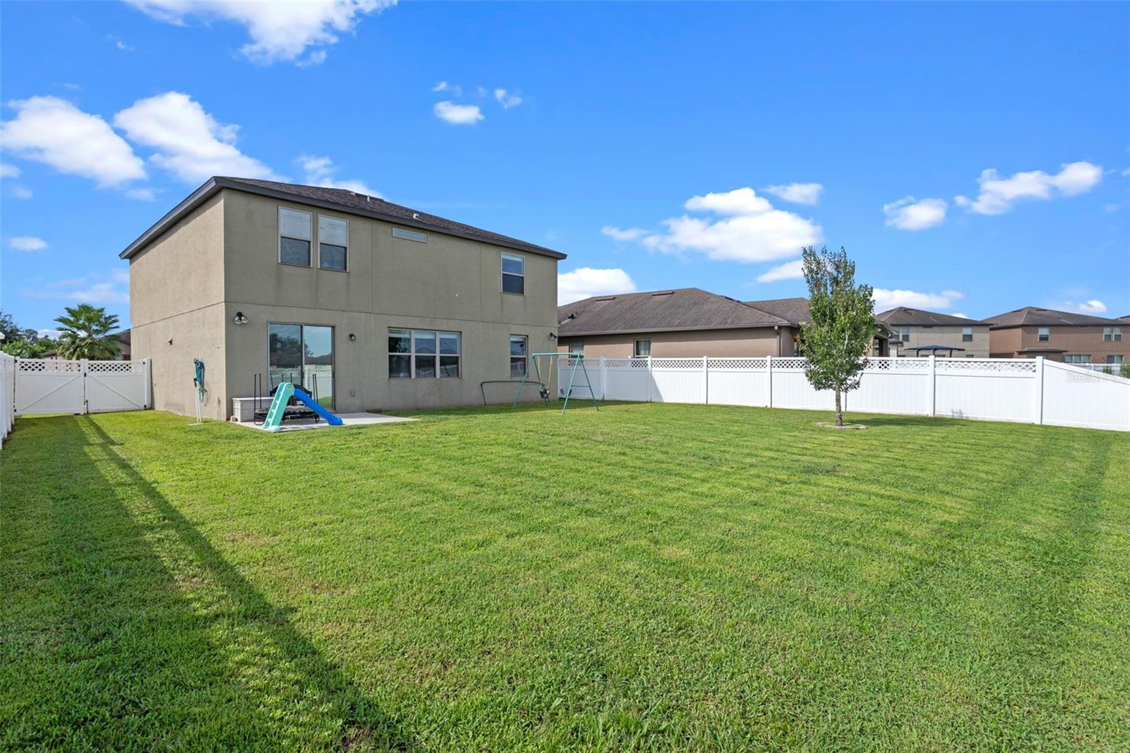 Image 37 of 47 For 8723 Hinsdale Heights Drive