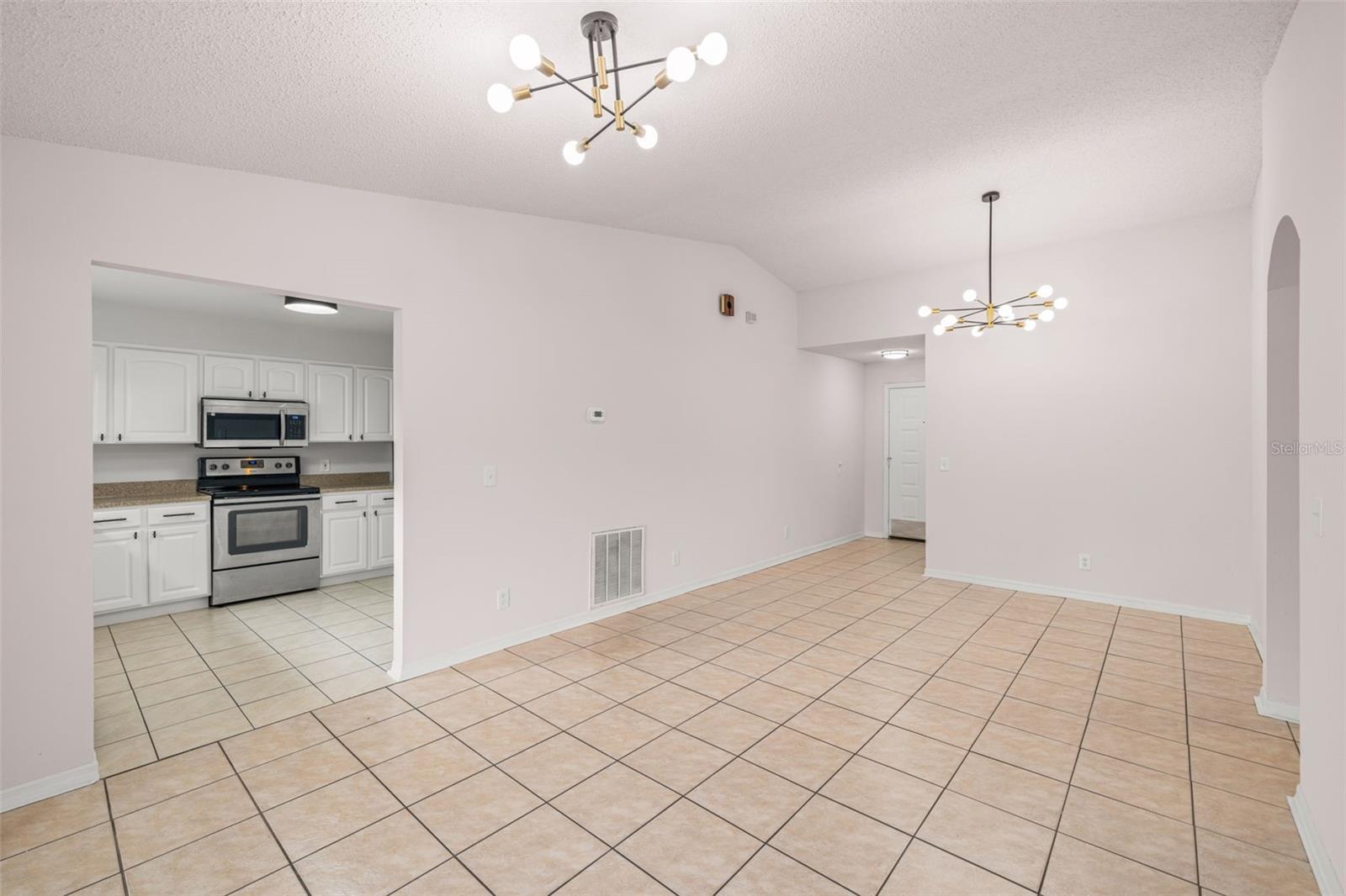 Image 8 of 30 For 13231 Prestwick Creek Drive
