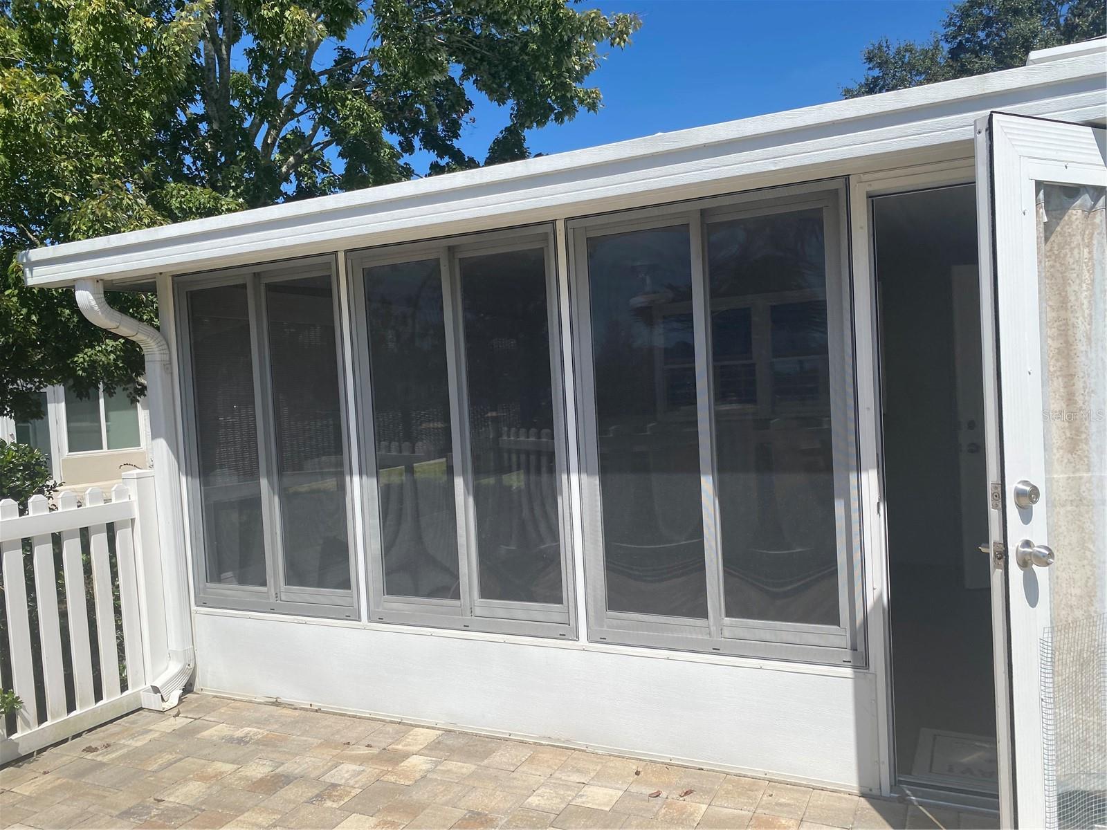 Image 26 of 49 For 9878 97th Lane