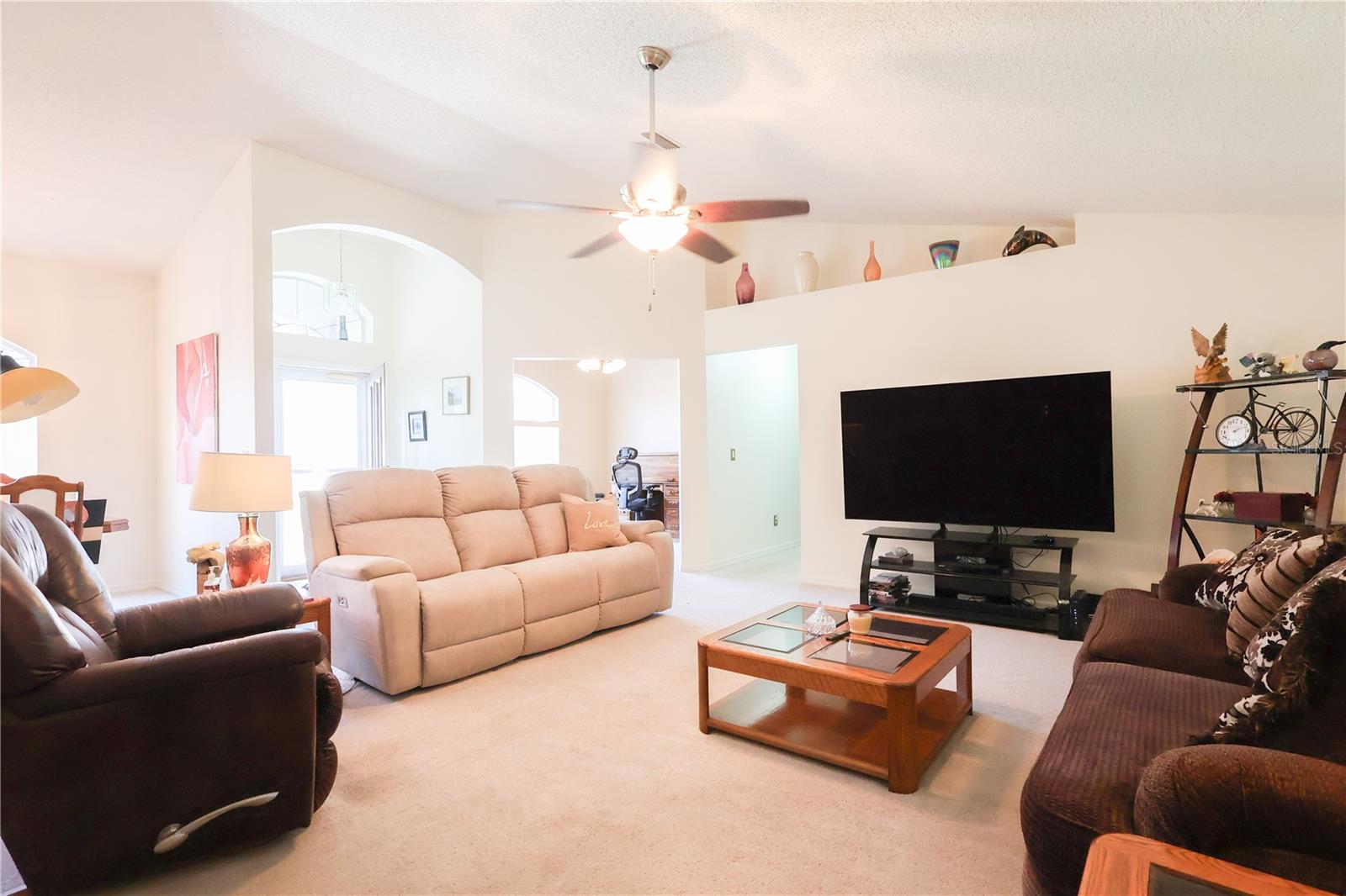 Image 3 of 17 For 10964 53rd Circle