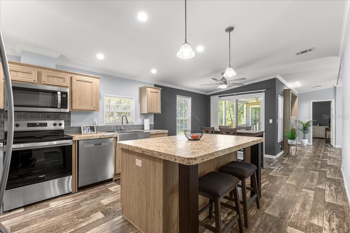 Image 10 of 61 For 16145 57th Street