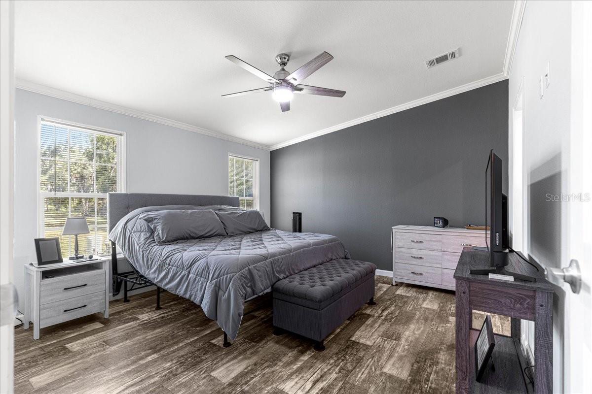 Image 17 of 61 For 16145 57th Street
