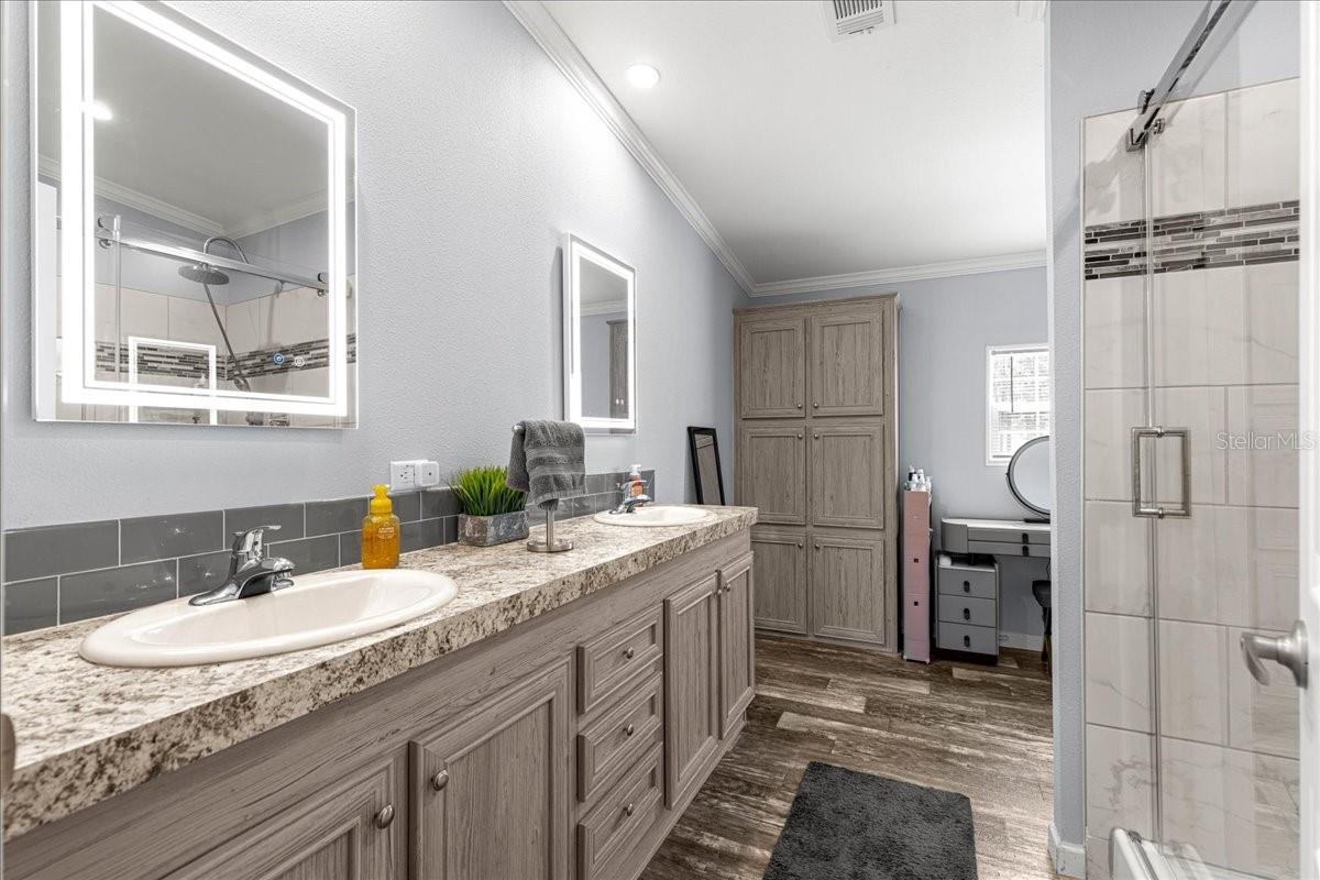Image 20 of 61 For 16145 57th Street