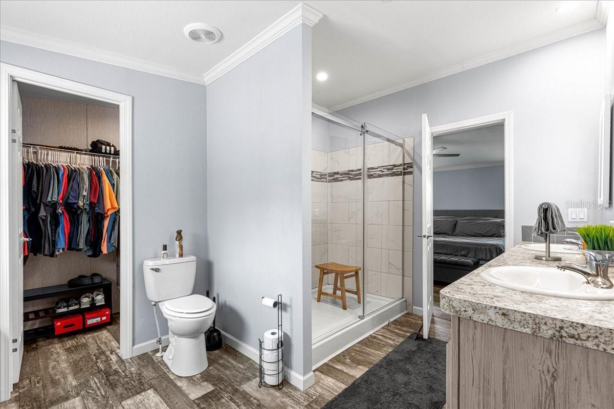 Image 23 of 61 For 16145 57th Street