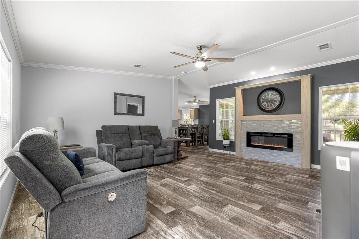 Image 3 of 61 For 16145 57th Street