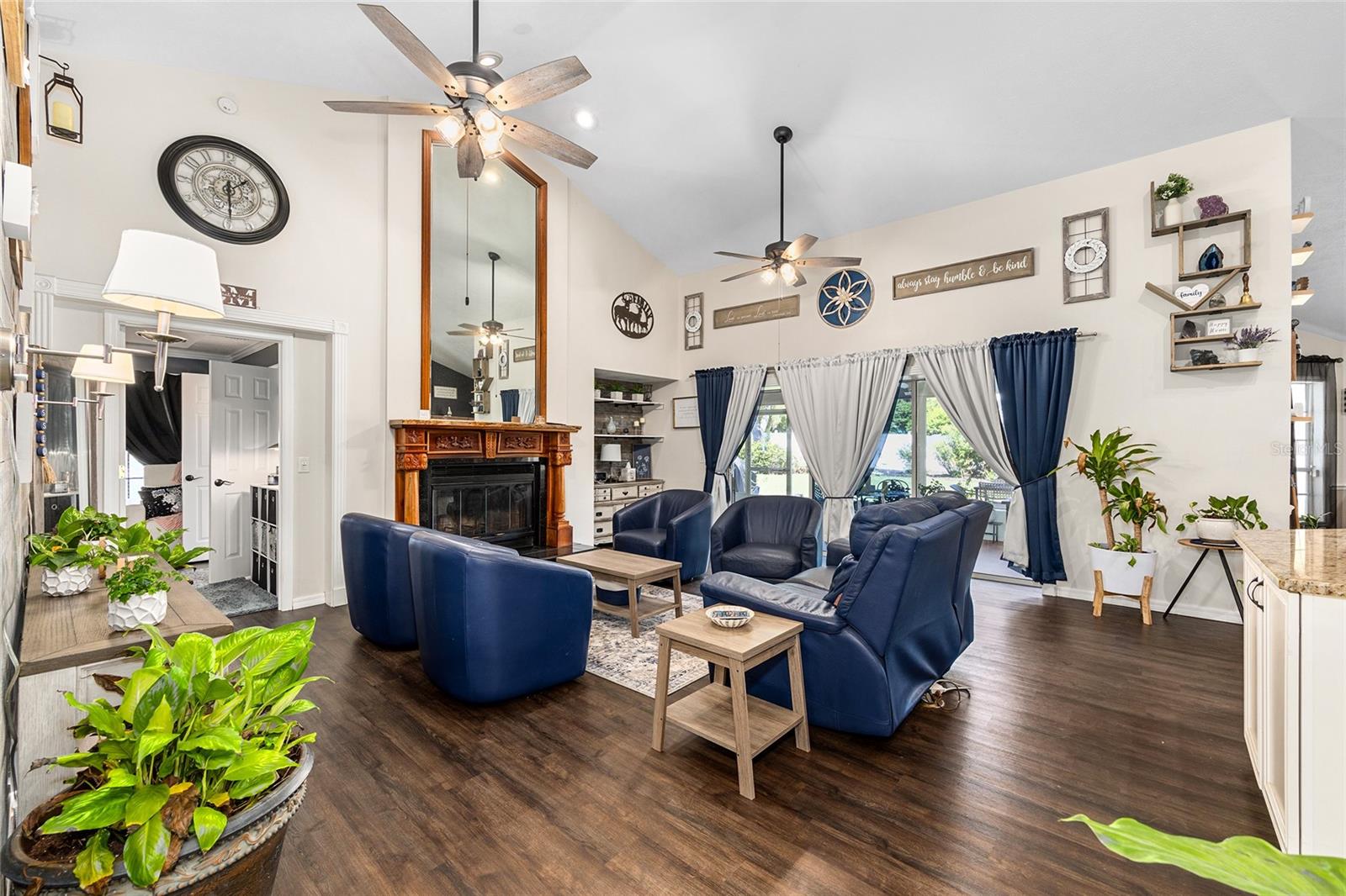 Image 10 of 68 For 2535 28th Street