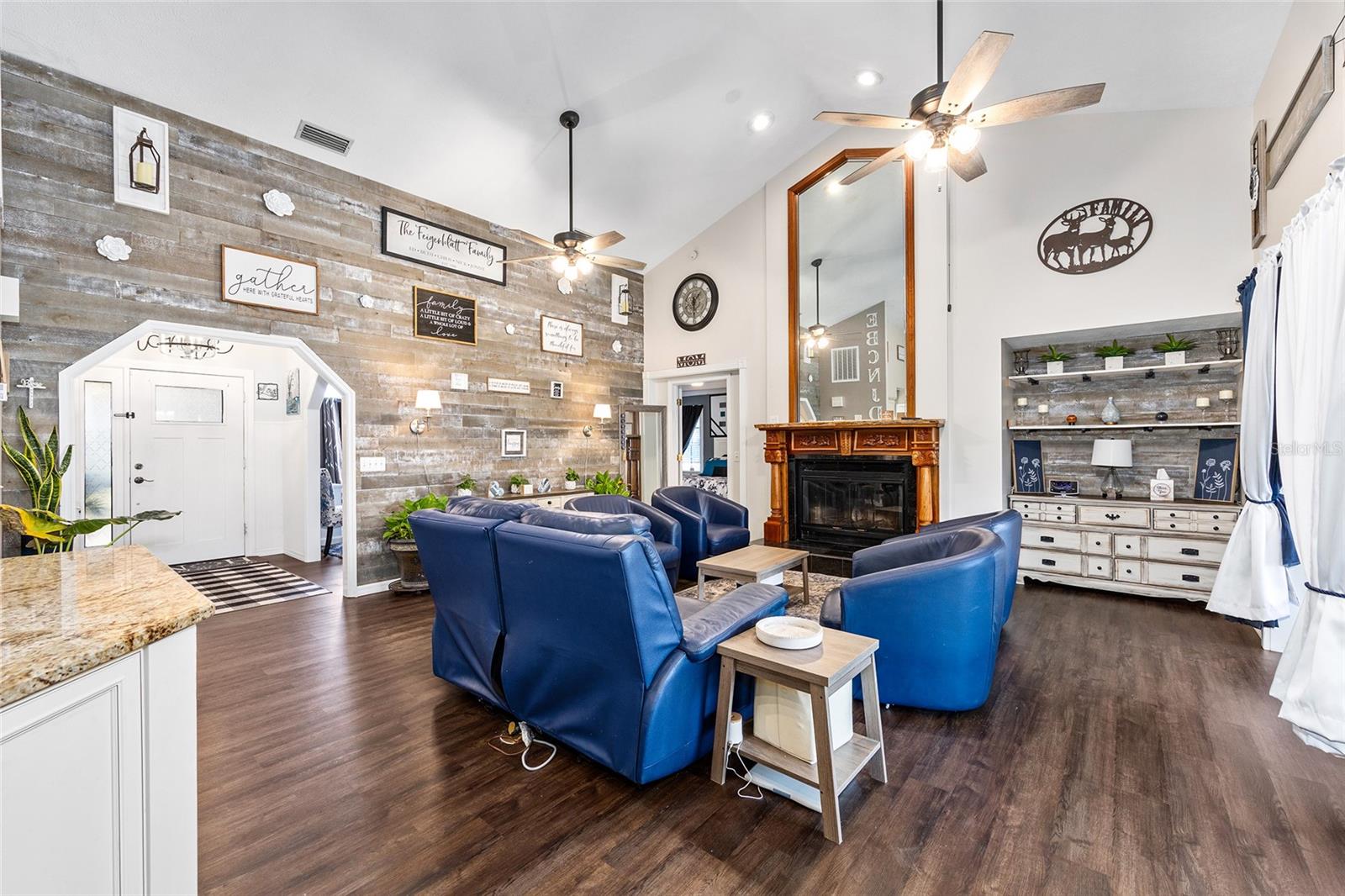 Image 12 of 68 For 2535 28th Street