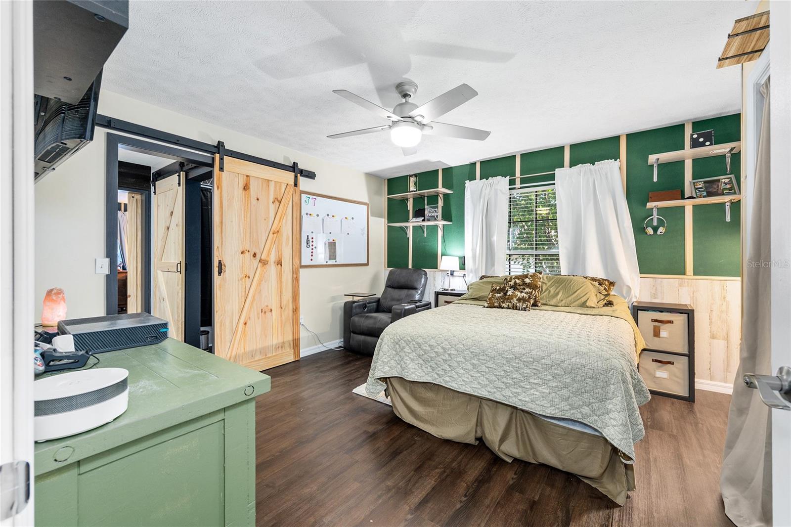 Image 26 of 68 For 2535 28th Street