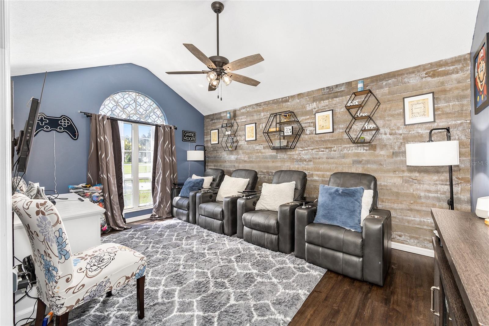Image 5 of 68 For 2535 28th Street