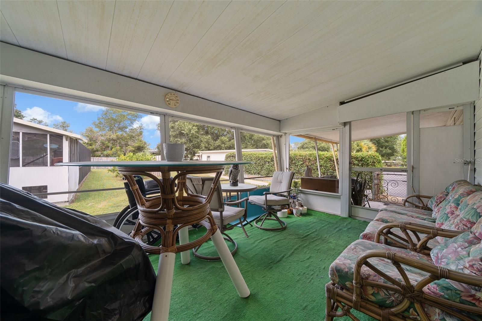 Image 15 of 77 For 9850 27th Avenue