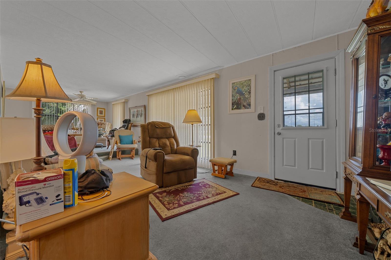 Image 17 of 77 For 9850 27th Avenue
