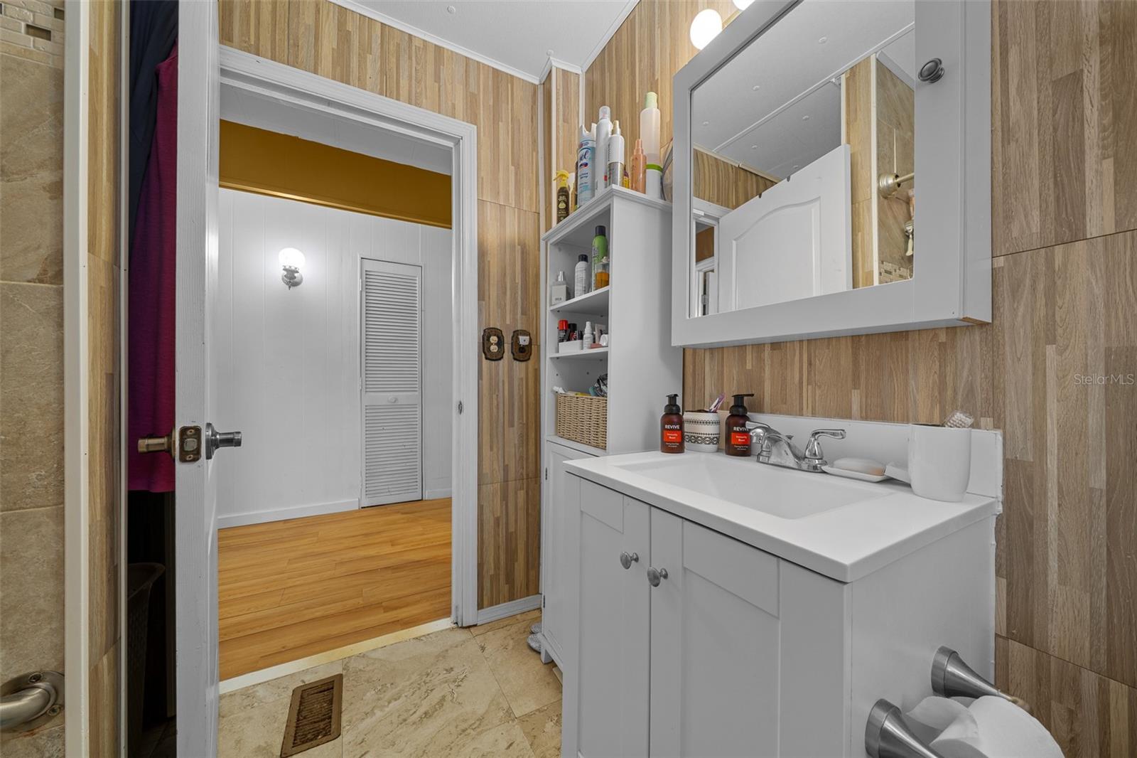 Image 32 of 77 For 9850 27th Avenue