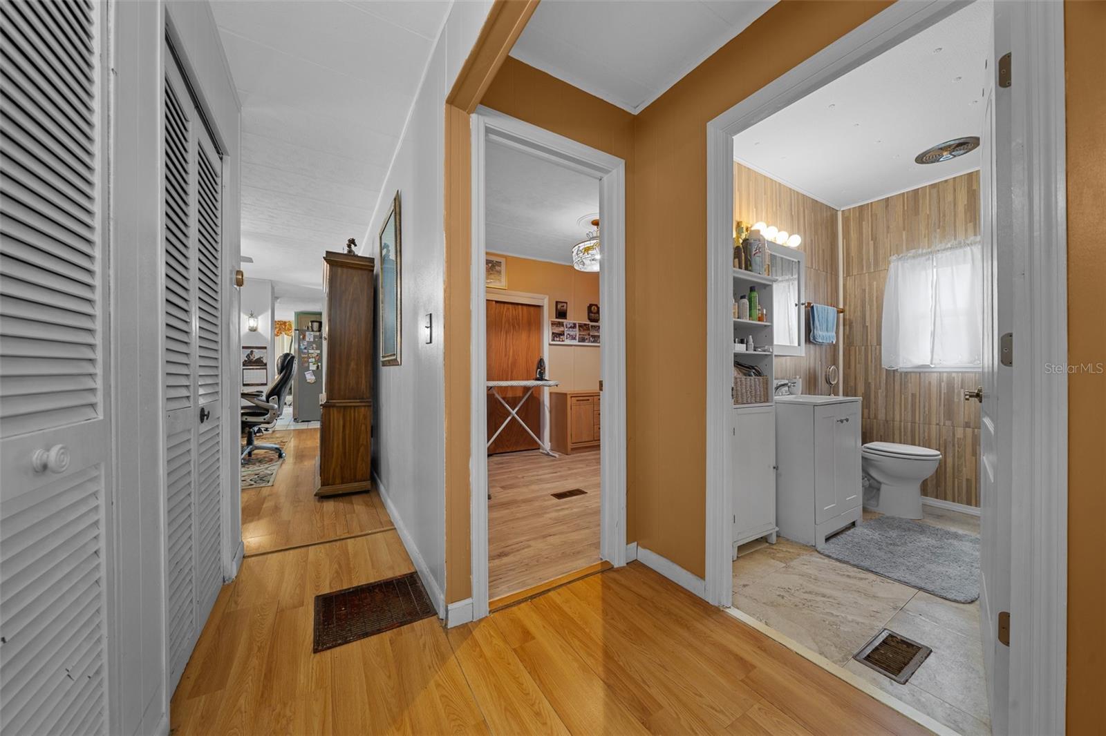 Image 33 of 77 For 9850 27th Avenue