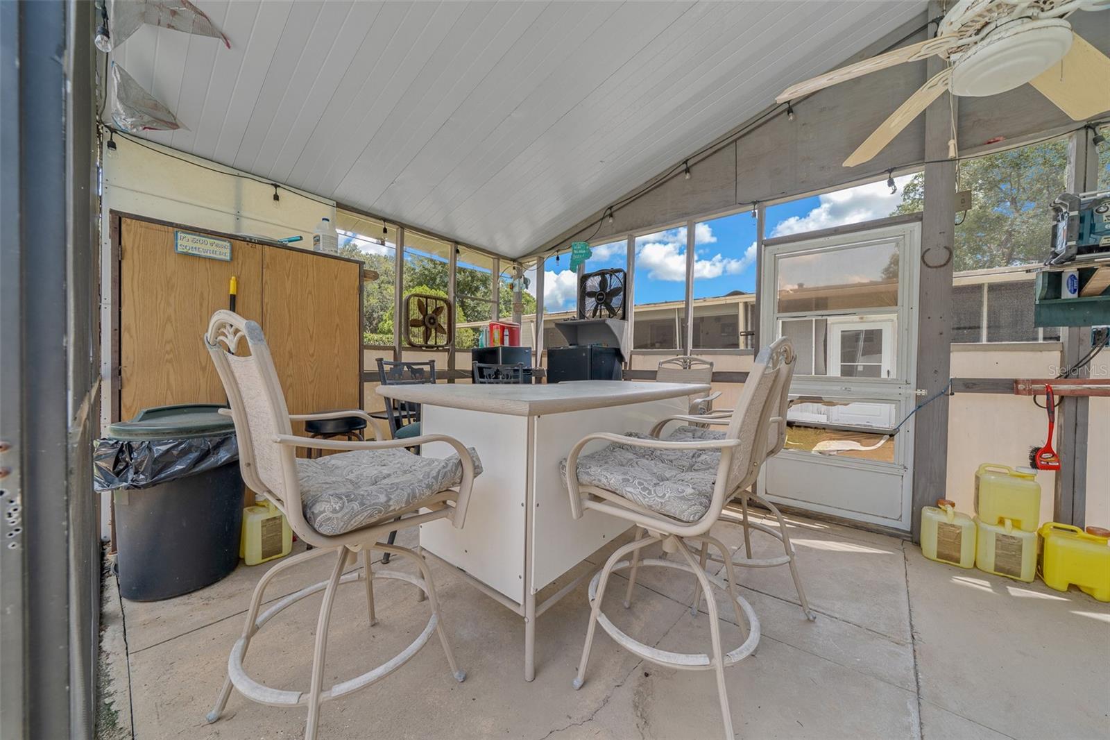 Image 40 of 77 For 9850 27th Avenue