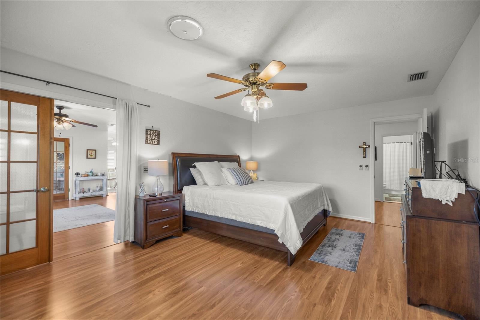 Image 26 of 54 For 2045 32nd Street