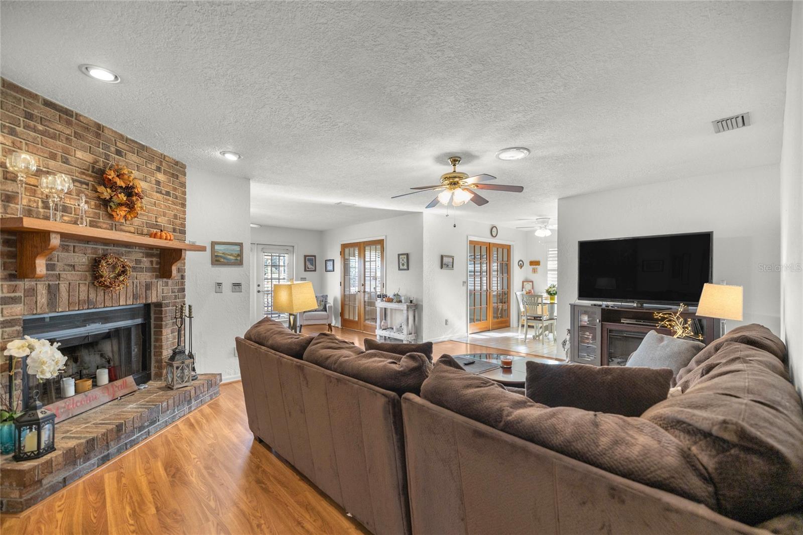 Image 8 of 54 For 2045 32nd Street