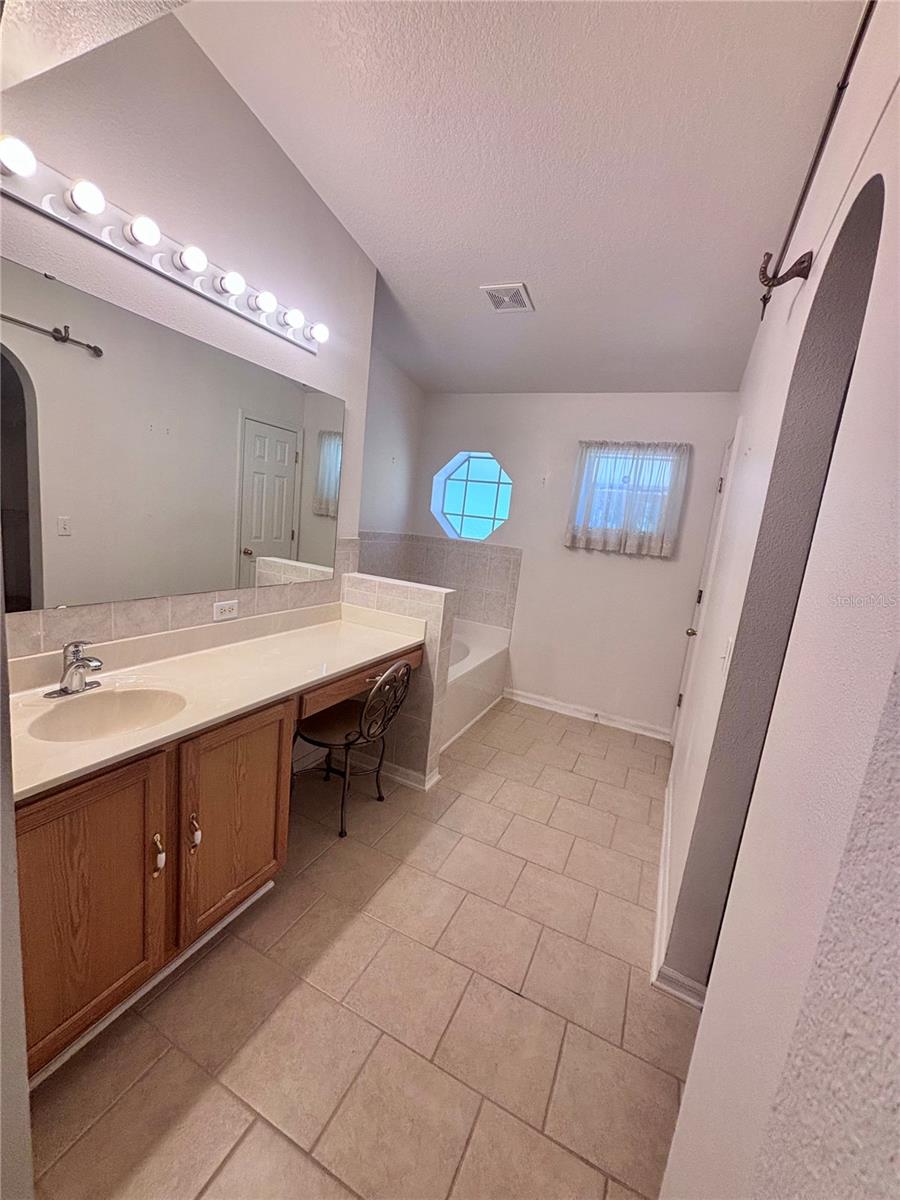 Image 3 of 15 For 6925 Hemlock Road