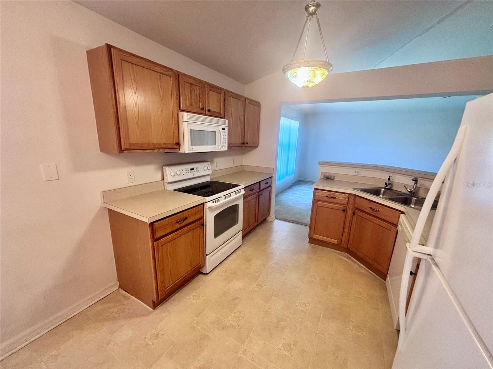 Image 6 of 15 For 6925 Hemlock Road