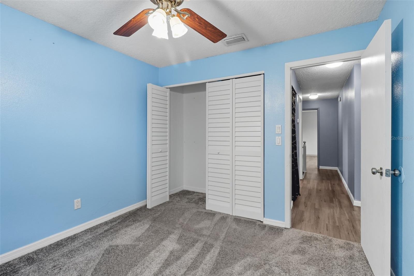 Image 30 of 44 For 2589 Knoll Street W