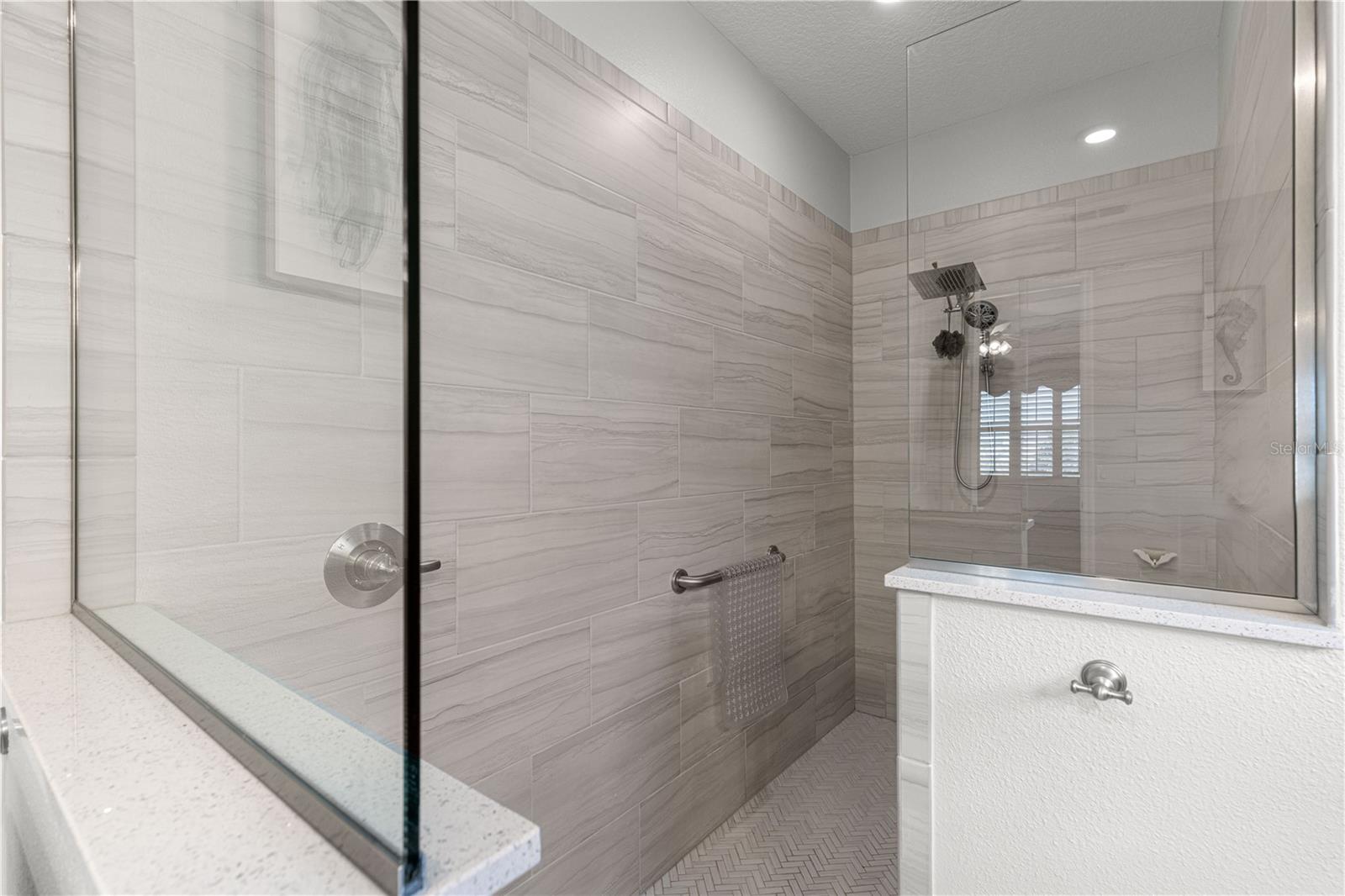 Image 18 of 30 For 9030 106th Avenue