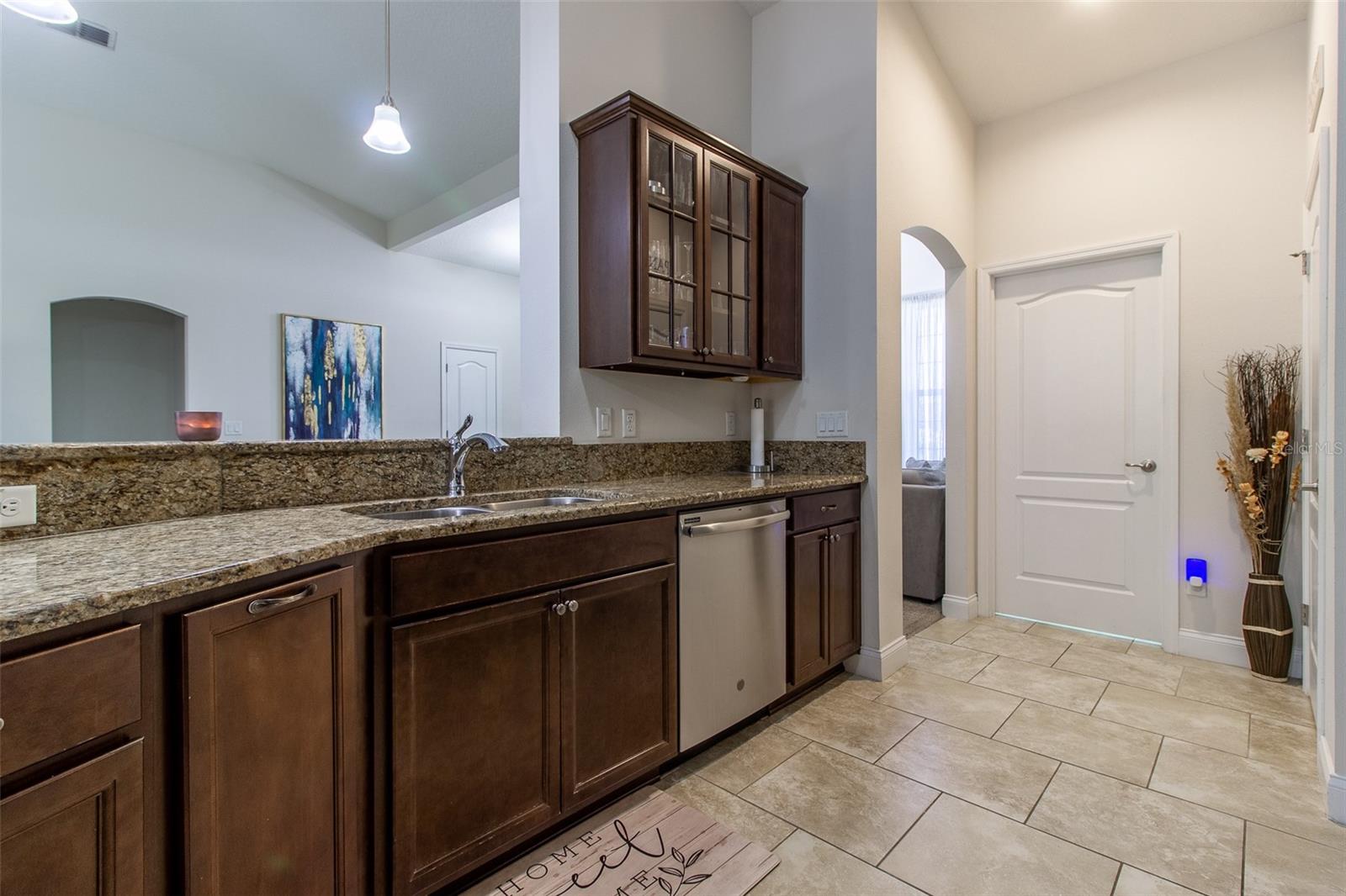 Image 16 of 50 For 9721 53 Court